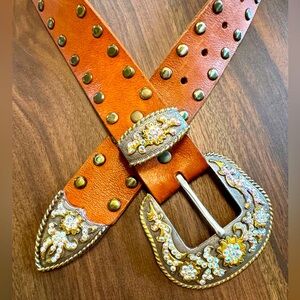 Vintage 1996 Lyz Charter Leather Crystal Western Belt